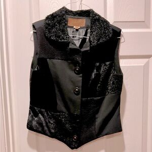 Multi fabric vest